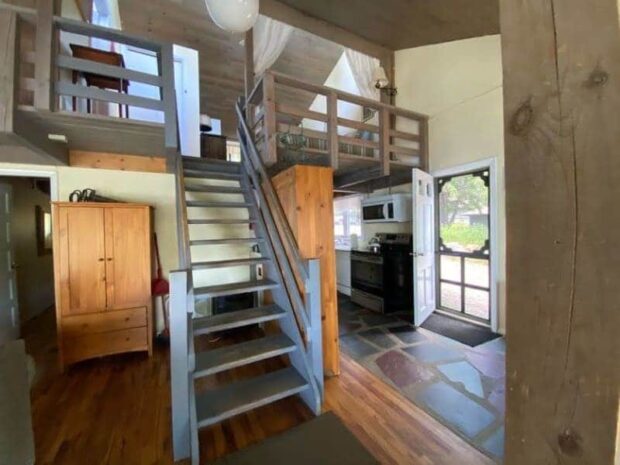 Photo Gallery, Oliver Lodge
